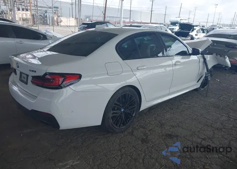 2021 BMW 540 I из США, поврежденный, VIN WBA53BJ08MWW94444